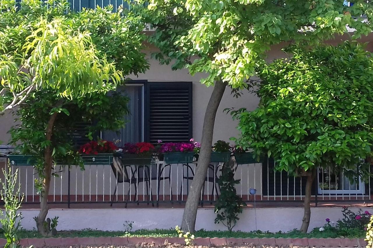 Jordan Appartement Kaštela Buitenkant foto