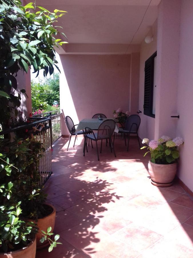 Jordan Appartement Kaštela Buitenkant foto