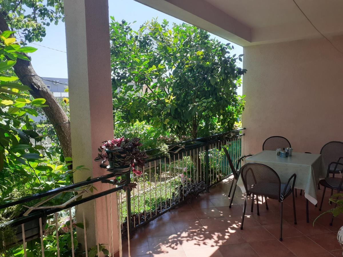Jordan Appartement Kaštela Buitenkant foto